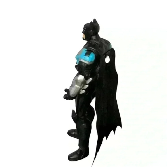 DC Comics 4” Batman Figure from Batman vs. Mr. Freeze Set - Picture 2 of 6